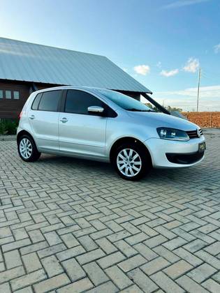VOLKSWAGEN FOX 1.6 MI 8V FLEX 4P MANUAL VOLKSWAGEN FOX 1.6 MI 8V FLEX 4P MANUAL